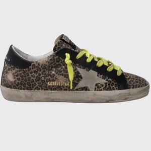 Golden Goose "Superstar" leopard-print suede low-top sneakers.
Size 7 size 37.
